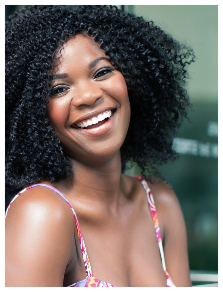 smile, happy, people, fun, young, woman, happiness, girl, smiling, portrait, nature, female, person, cheerful, face, summer, lifestyle, looking, black woman, fashion, attractive, model, glamour, african, posing, black people